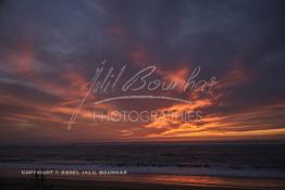 Image du Maroc Professionnelle de  Cette vue nous découvre la beauté du coucher de soleil au village des pêcheurs à Souiria Lekdima situé sur l'océan atlantique à 30 Km au sud de Safi, Mardi 9 Avril 2019. (Photo / Abdeljalil Bounhar) 